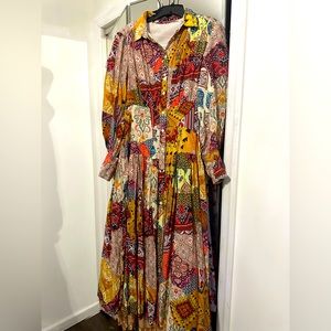 Women maxi dress by Shein size M, material chiffon